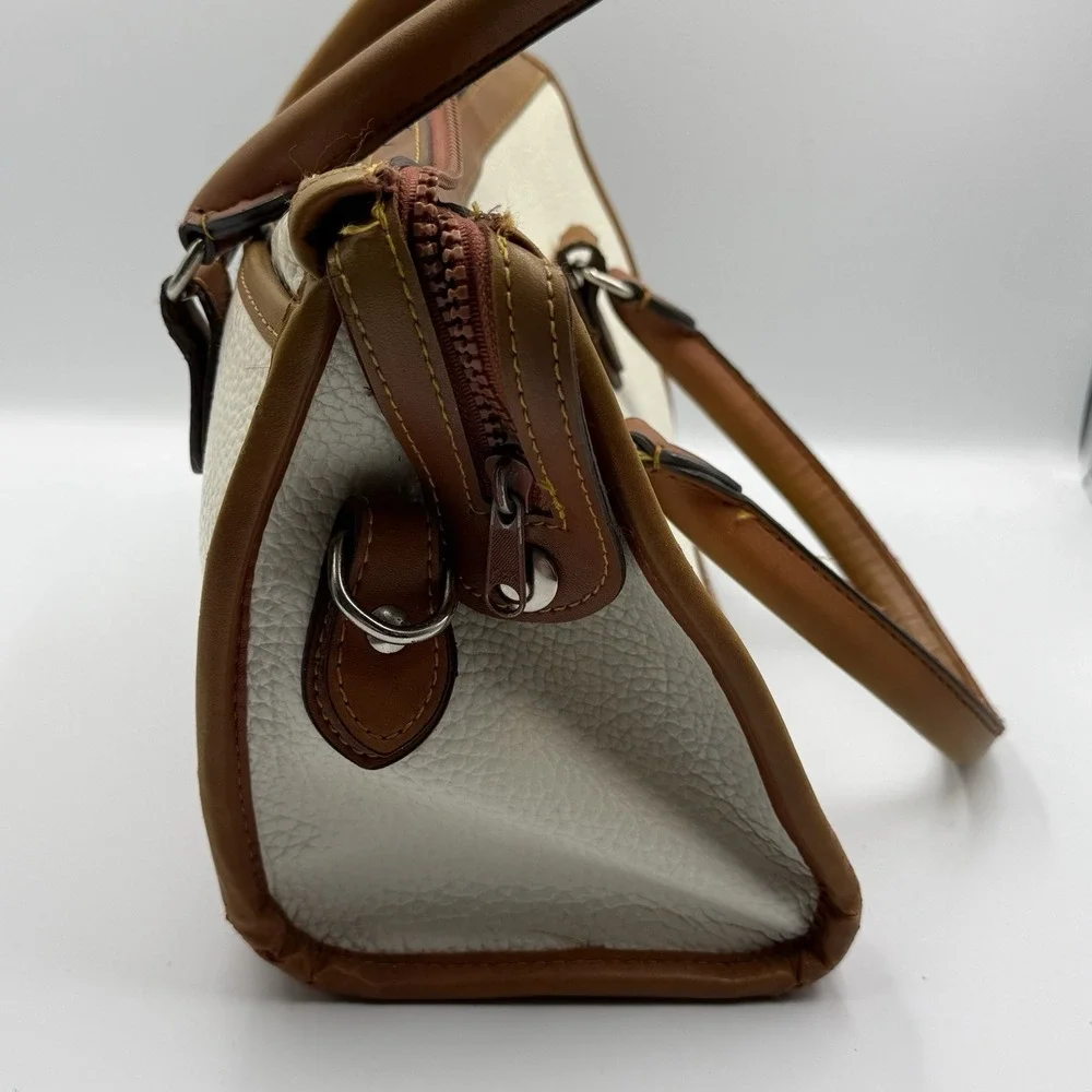 Vintage Dooney Bourke Bone Cream Brown Doctor Bag Satchel Leather 80s‎ 90s